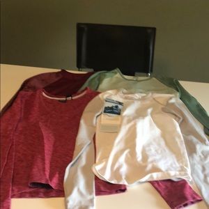 Patagonia long sleeves shirts. - XS